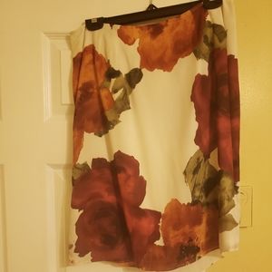 White floral skirt size 10 Liz Claiborne
